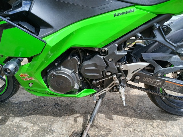 KAWASAKI NINJA 400 2023